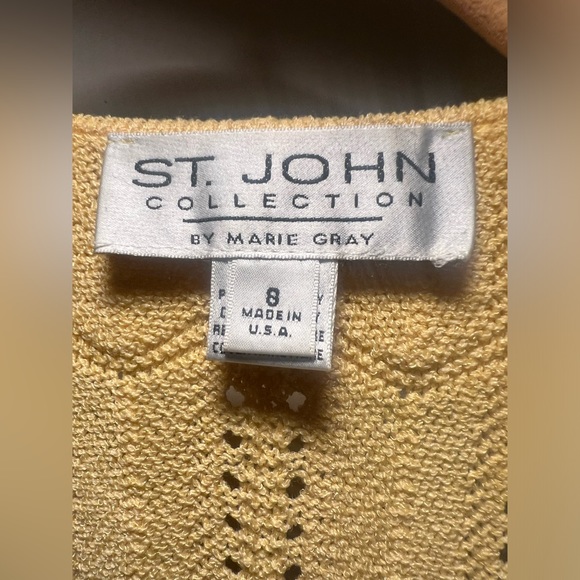 Yellow St. John collection size 8 button down sweater - Picture 5 of 7